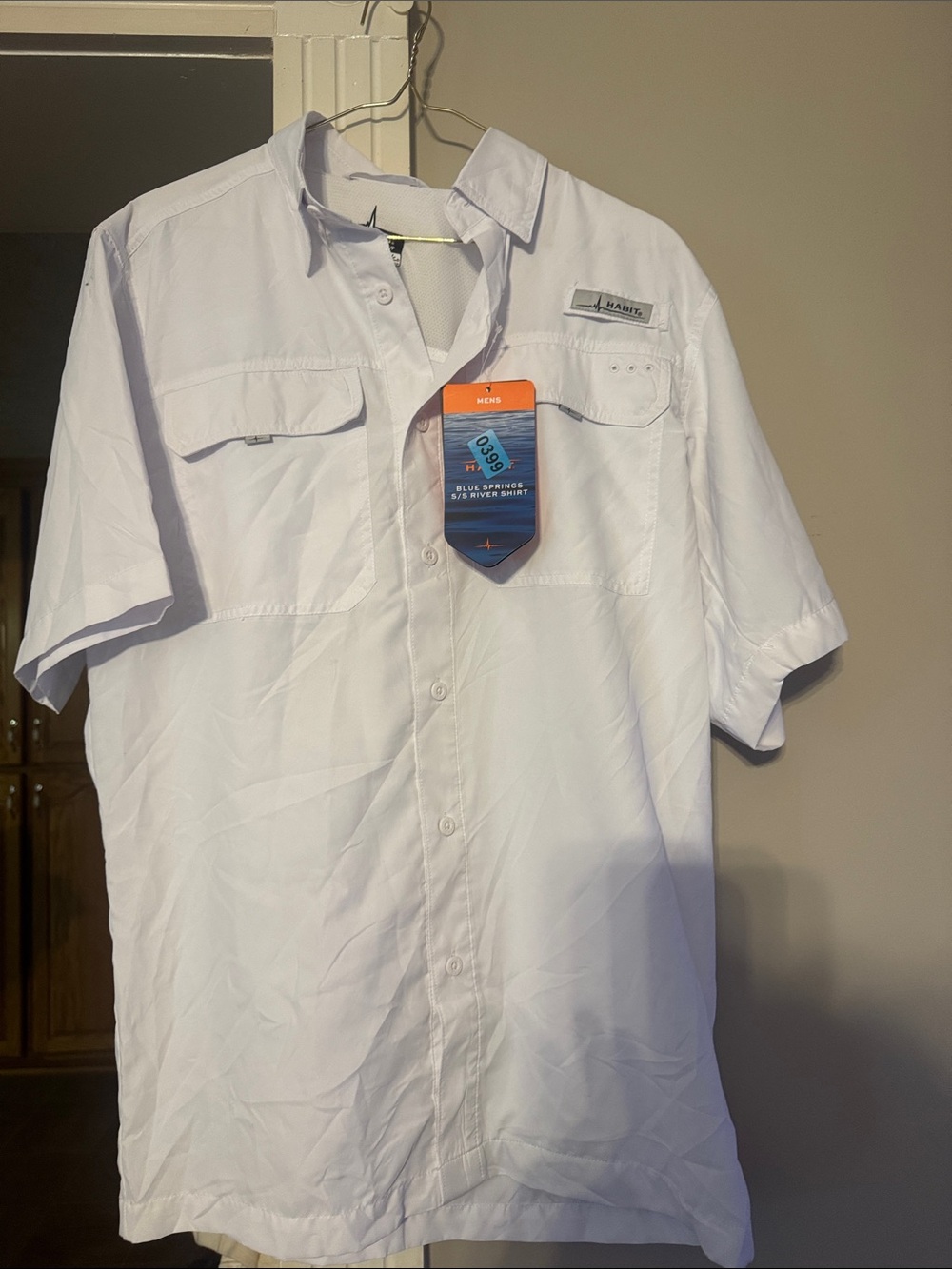 MAGNUS Men's White Short-Sleeve Button-Down Performance Shirt